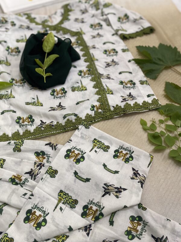 Premium 14 August Dress for Girls (4–5 Years) 🇵🇰🌿 - Image 4