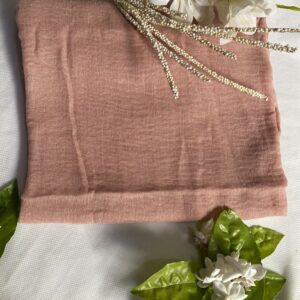 🌸 Light Peach Pink Crimp Hijab – Soft Glow, Subtle Beauty ✨