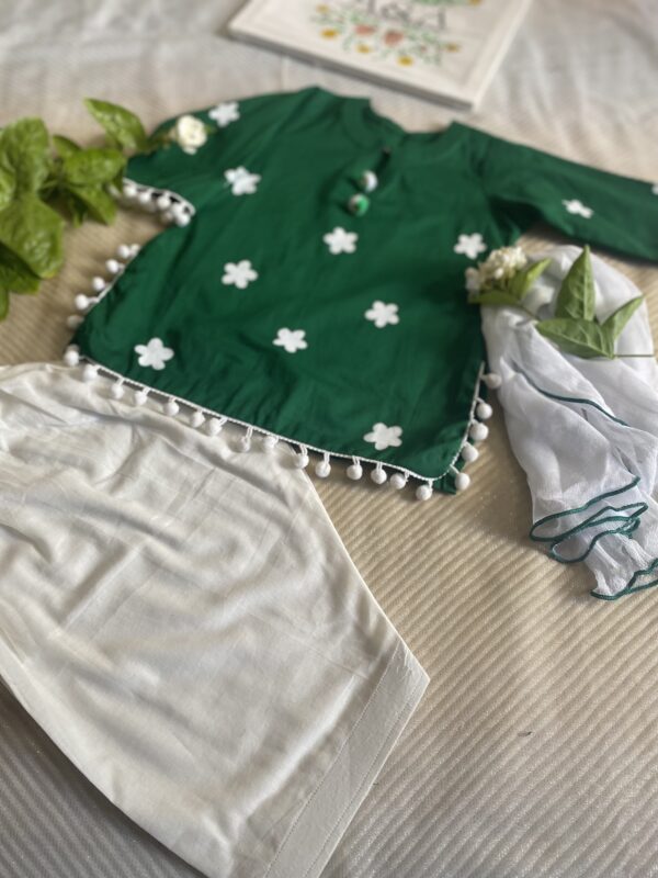 🟢✨ Azadi Special – Hand-Painted Green Shirt & White Shalwar Set for Baby Girls (2–3 Years) 🇵🇰🌼 - Image 3