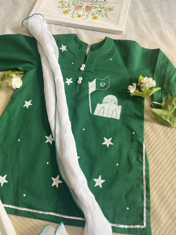 🇵🇰 Azadi Outfit for Baby Girls (2–3 Years) - Image 4