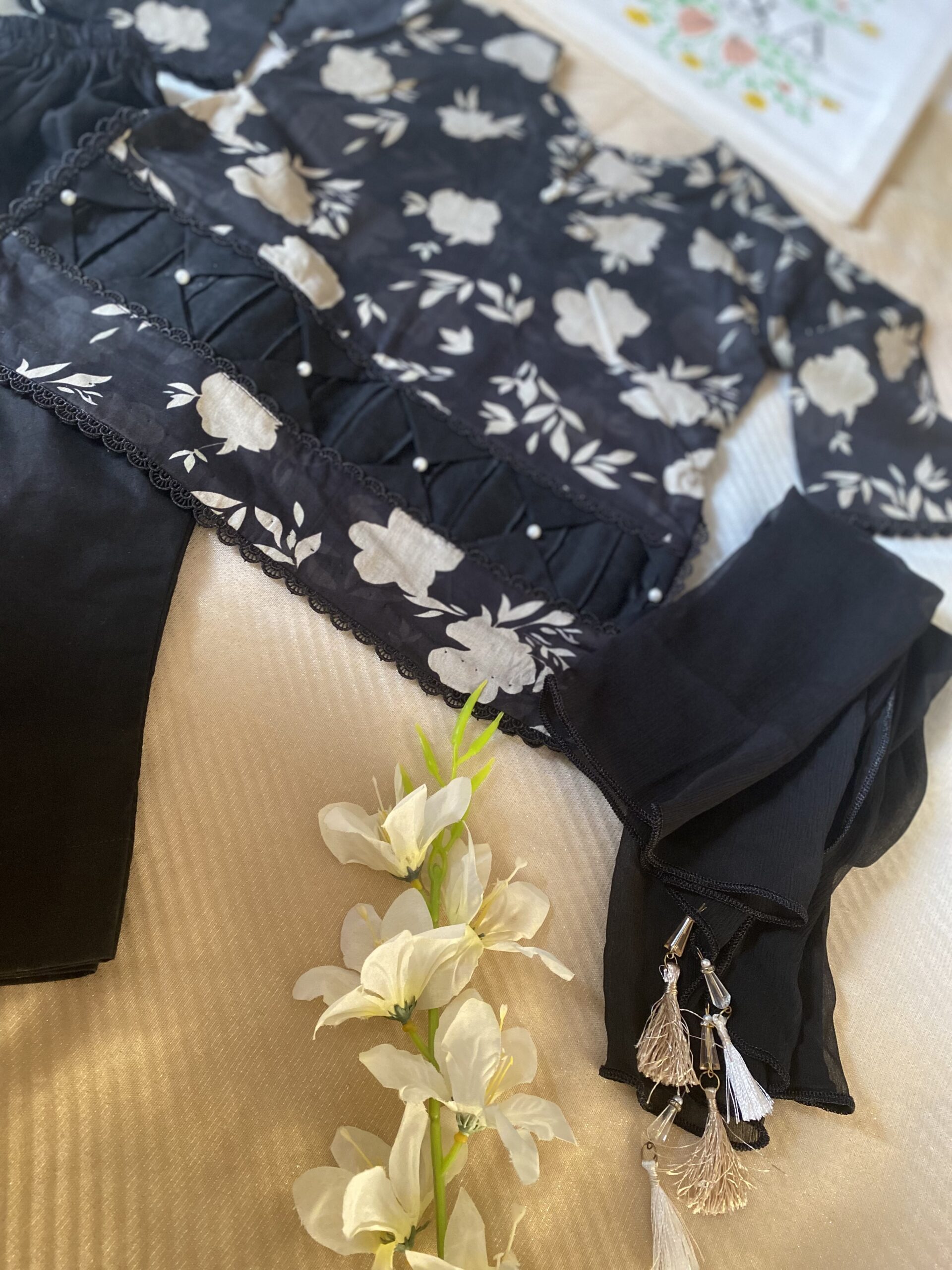 🖤 Black Printed 3-Piece Suit with Tassel Dupatta 🖤