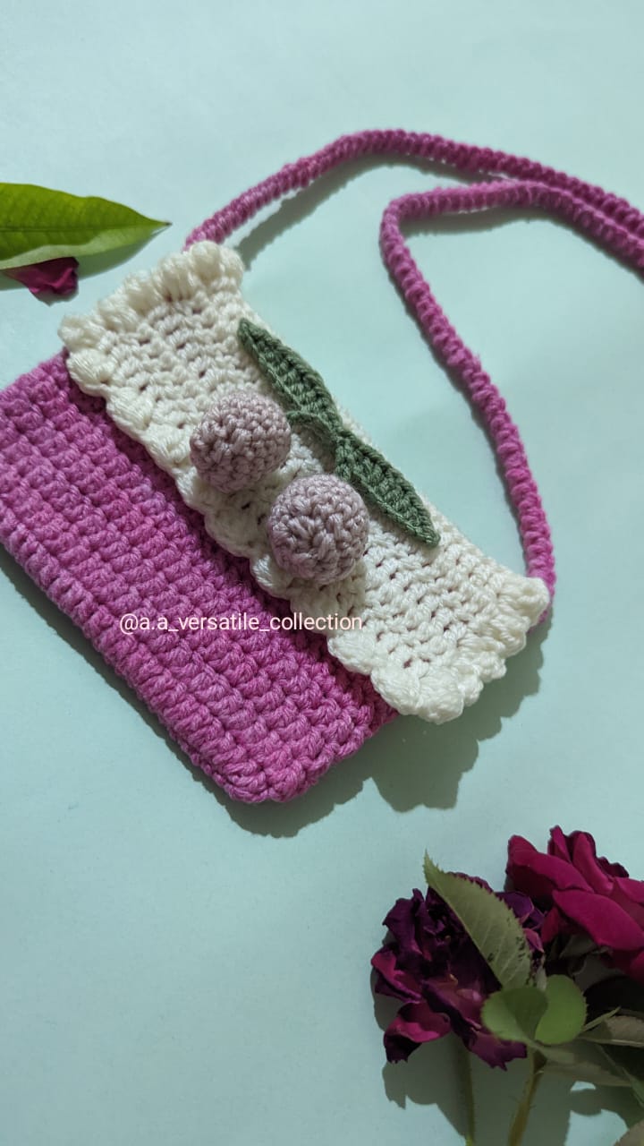 💖 Pink Crochet Bag with Cherry Design - Image 2