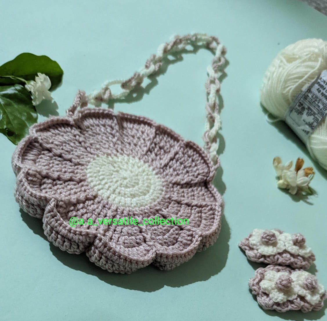🔗 Zajeer Round Crochet Bag with Matching Hair Pins – Handmade Collection sell Elegant Handmade Style - Image 2